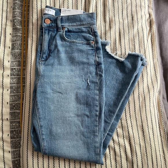 LOFT Denim - Loft Size 4 Petite Flare Crop Jeans